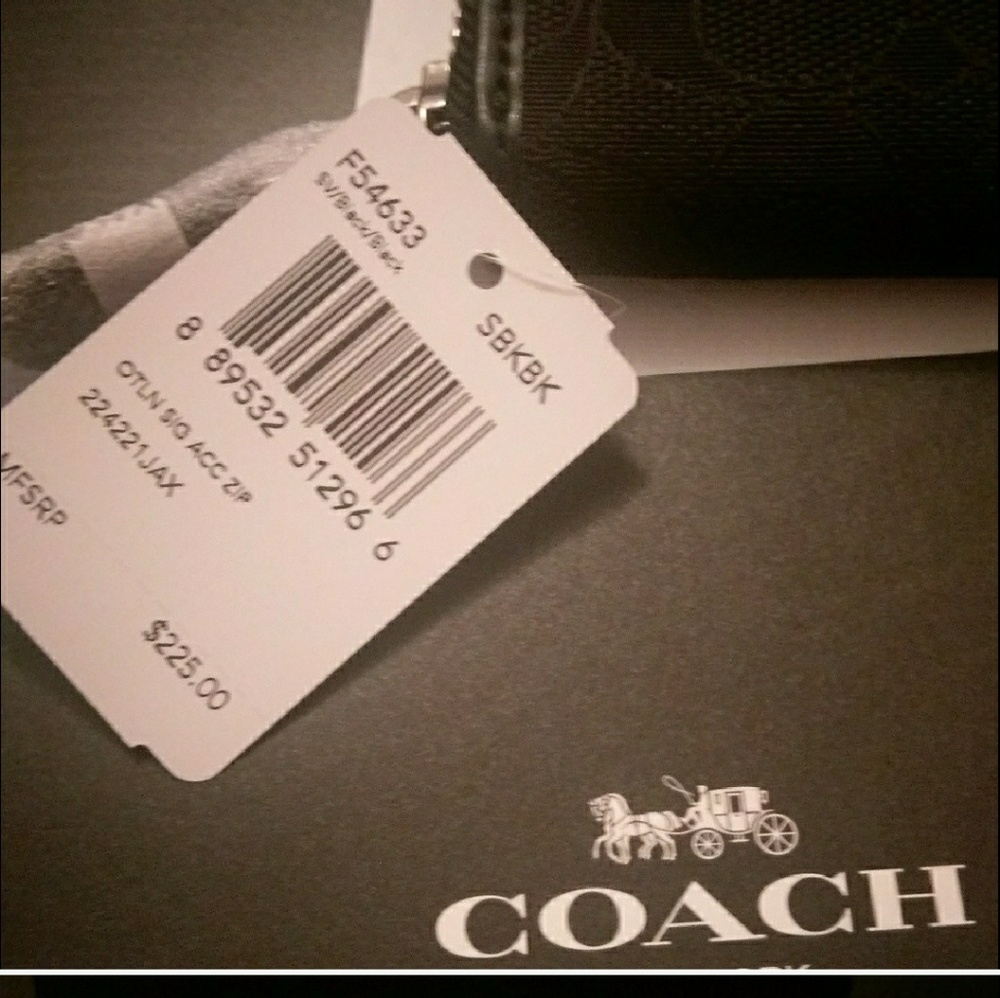Coach Back PVC Accordion Wallet - Picture 3 of 5